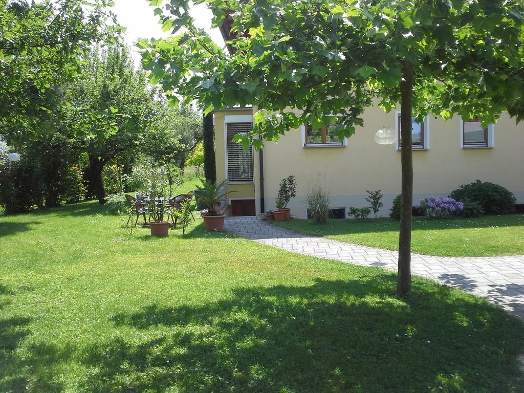 Apartment Herdrich Rust Rom bilde